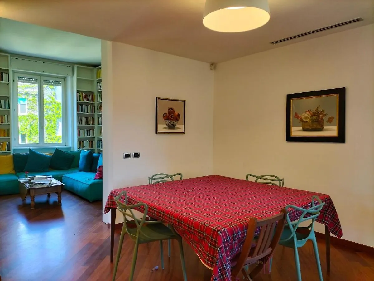 Stanza N. 3 In Appartamento Incantevole Zona Solari Milan 0*,  Italy