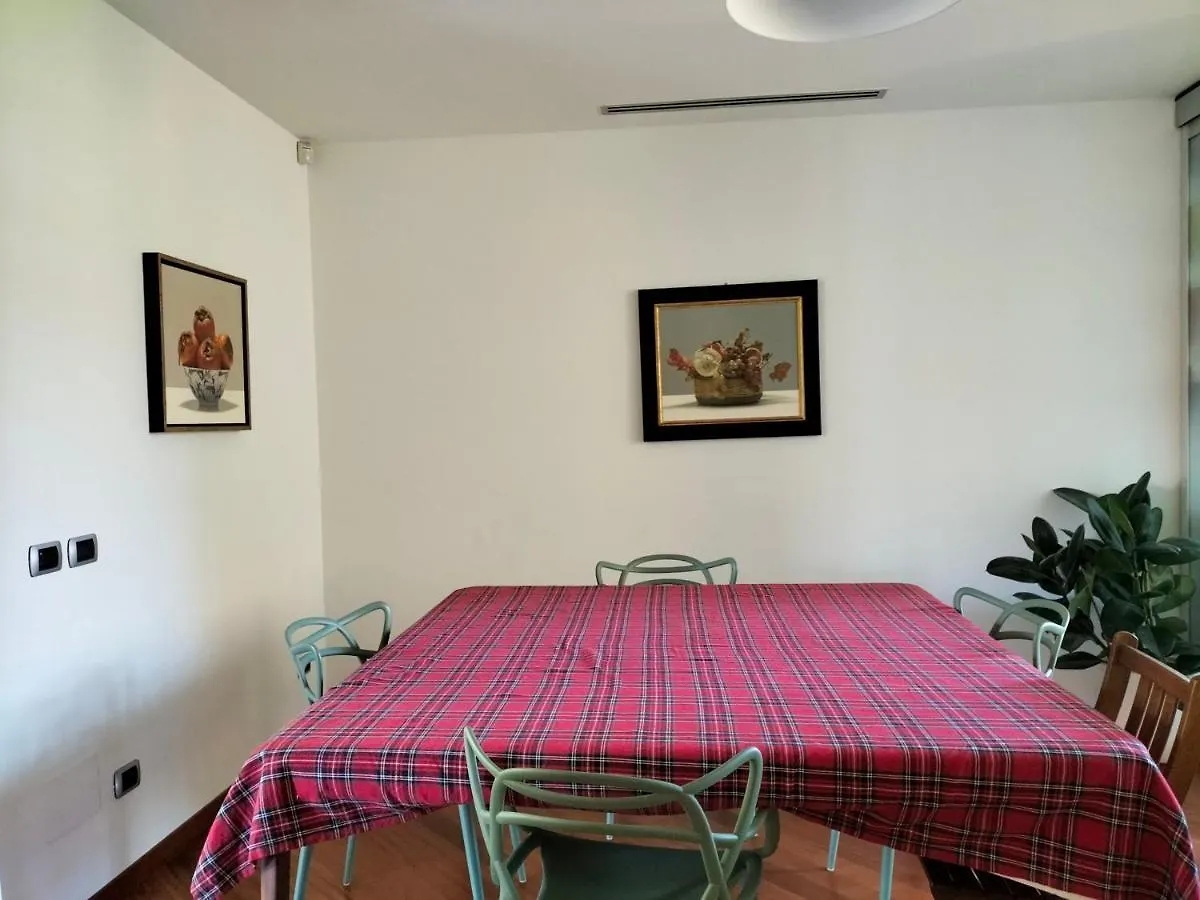 Guest house Stanza N. 3 In Appartamento Incantevole Zona Solari Milan Italy